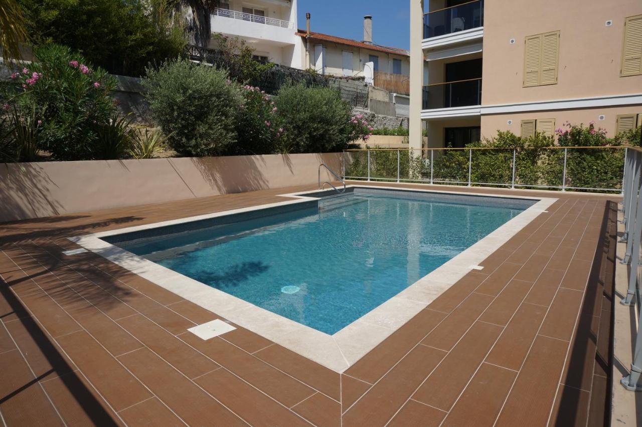 Palm Beach Apartment With A Pool In The Residence Cannes Bagian luar foto